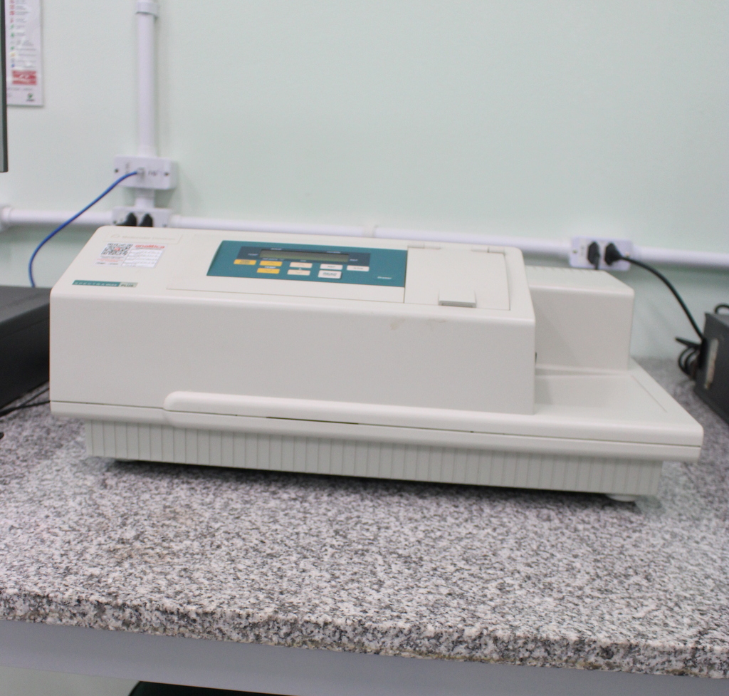 Leitora de microplacas UV/Vis