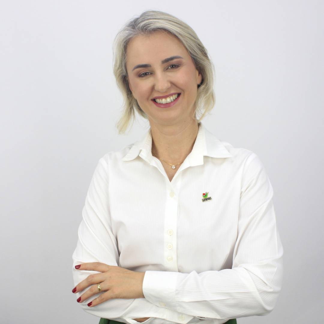 Gisele Silveira Coelho Lopes