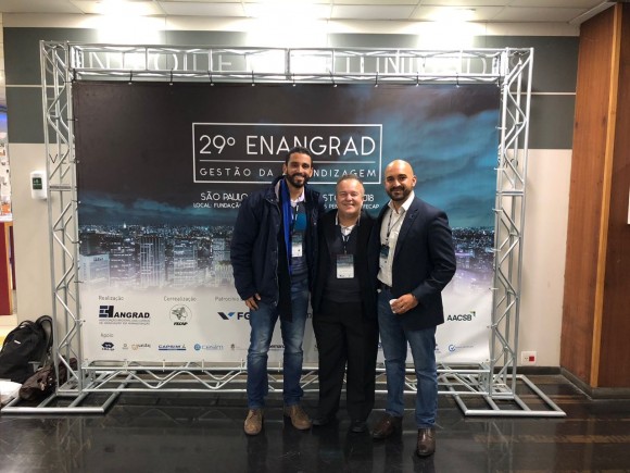 Foto da galeria: Professor da Unesc recebe premiao em evento nacional de cursos de administrao