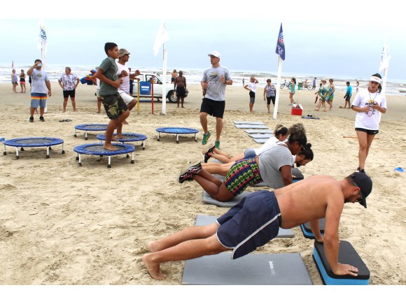 Foto da galeria: Unesc promove atividades no Vero Mais do Balnerio Rinco