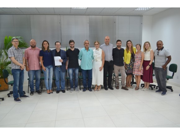 Foto da galeria: Reitoria empossa agentes de internacionalizao