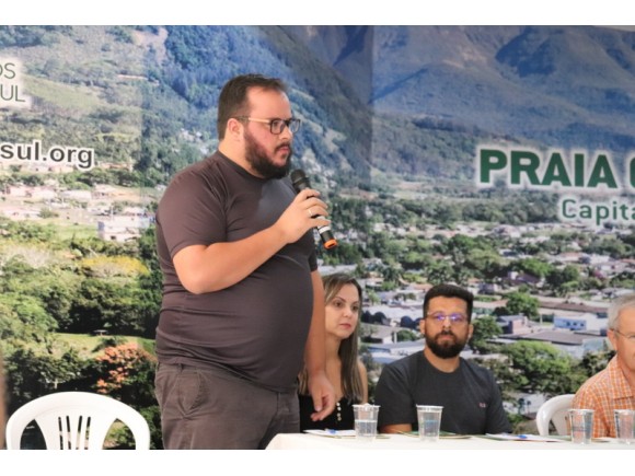 Foto da galeria: Livro publicado pela EdiUnesc levar� hist�ria do projeto Geoparque para dez mil crian�as