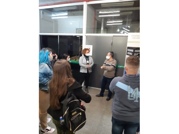 Foto da galeria: PDL Jovem da Unesc propicia dia de visita na universidade aos alunos do ensino médio de Siderópolis