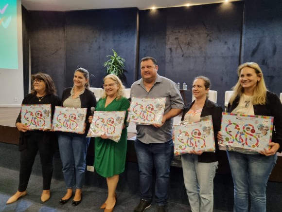 Foto da galeria: Unesc inicia formao continuada para gestores e professores de Maracaj