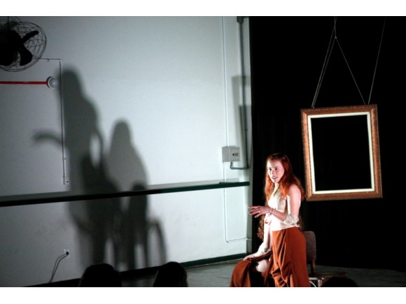 Foto da galeria: Apresentação do espetáculo Sobre(vivências) emociona e inspira reflexões na Unesc
