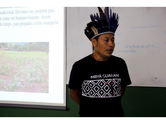 Foto da galeria: Primeiro mestrando ind�gena da Unesc defende disserta��o e recebe aprova��o