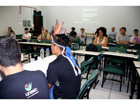 Foto da galeria: Primeiro mestrando ind�gena da Unesc defende disserta��o e recebe aprova��o