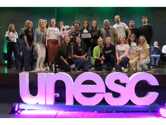 Foto da galeria: PPGSCol traz secret�ria de Estado da Sa�de para aula inaugural