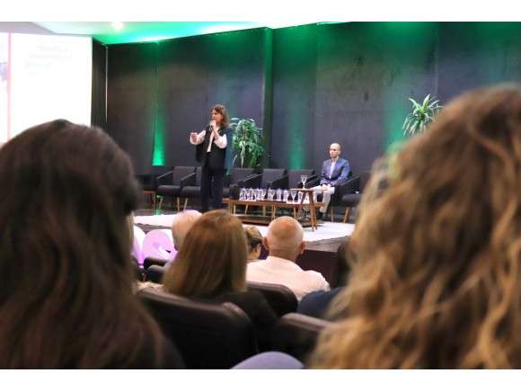 Foto da galeria: PPGSCol traz secret�ria de Estado da Sa�de para aula inaugural