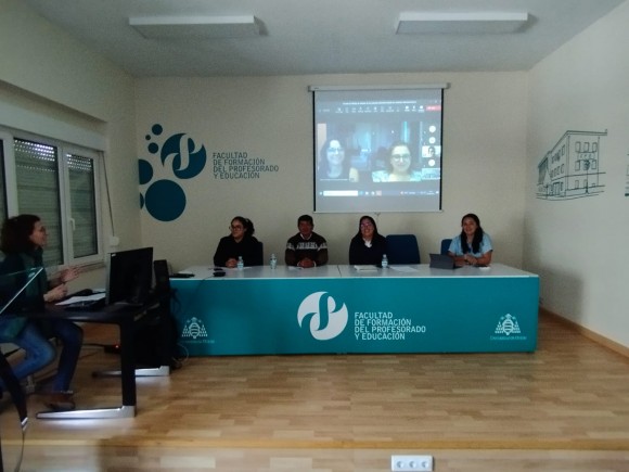 Foto da galeria: Alunas do Doutorado participam de Jornada de Dilogo de Saberes dos Processos Educativos Latino-Americanos