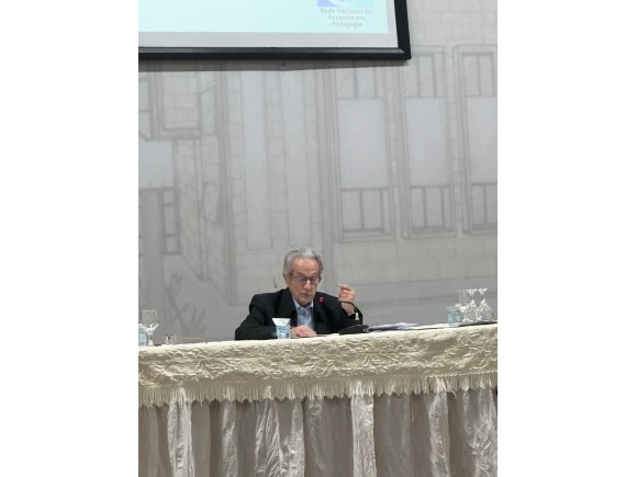 Foto da galeria: Ps-doutoranda do PPGE da Unesc participa de Seminrio Regional de Pedagogia em Foz do Iguau