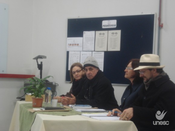 Foto da galeria: Defesa de TCC/Resumo