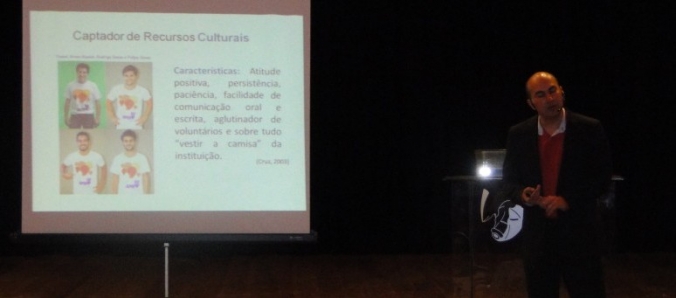 Funcionrio da Unesc ministra palestra no 5 Festival Criciumense de Hip Hop