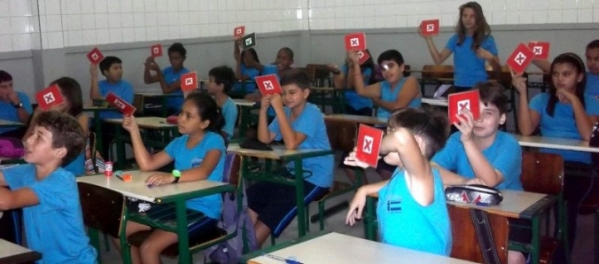 Alunos do Lapagesse t�m palestra sobre medicamentos
