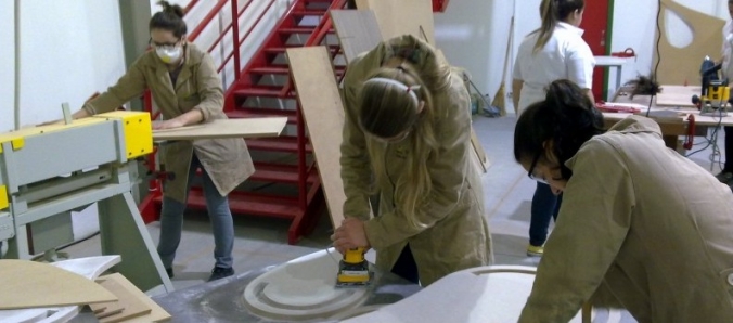 Vestibular ou SIM: tecnologia � aliada no processo de ensino em Design