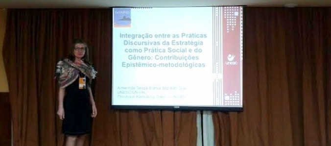 Professora participa de Encontro Cient�fico de Administra��o