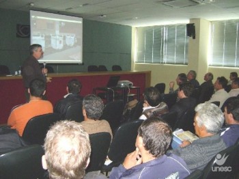 Palestra para mestres-de-obra e encarregados aborda necessidade de gerenciamento de res�duos do setor