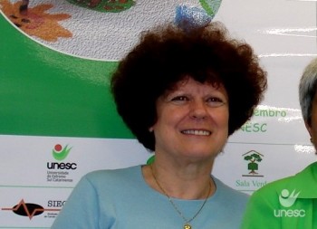 Ci�ncias Biol�gicas homenageia professora M�ri Stela Campos dando seu nome ao Laborat�rio de Ensino de Ci�ncias