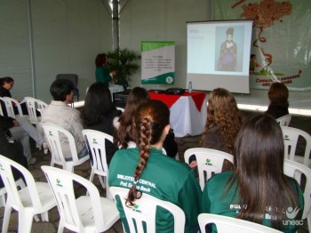 Estilista sugere pe�as de um guarda roupa b�sico