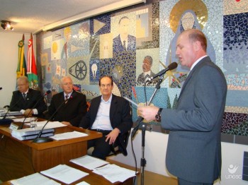 Reitor Gildo Volpato toma posse no Conselho Estadual de Educa��o