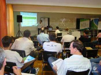 Diagn�stico aponta qualidade de �gua ruim na bacia do Ararangu�