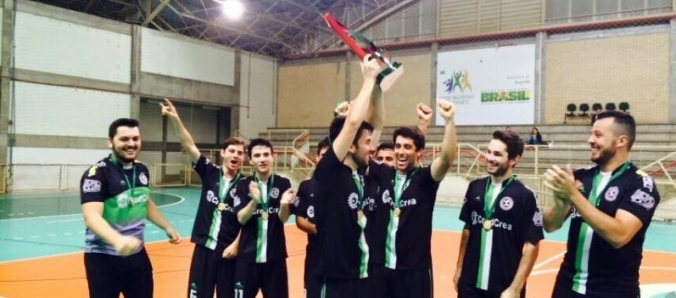 Engenharia Qumica  campe do Intercursos de Futsal