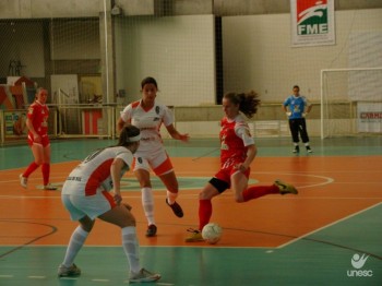 Futsal feminino da Unesc fecha o ano como o terceiro melhor do pa�s