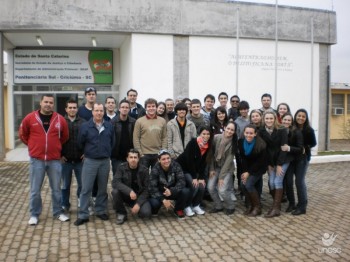 Alunos conhecem Penitenci�ria Sul