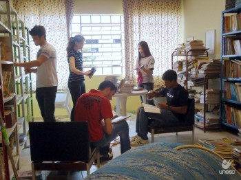 Alunos atuam em 22 institui��es beneficiando quase 5 mil pessoas