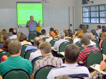 Reitoria apresenta conquistas e novidades para 2012