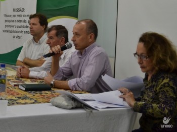 Debate traz assuntos como Brizola e Comiss�o da Verdade