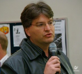 Vice-reitor e professor ser�o homenageados