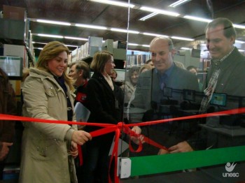 Unesc inaugura Sala de Acesso s Bases de Dados