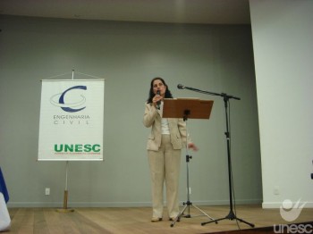 Acad�micos e professores realizam uma s�rie de atividades no m�s de abril