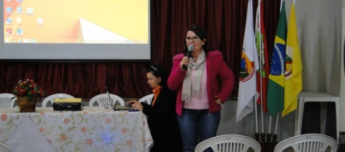 Professora de Enfermagem � palestrante em confer�ncias municipais de sa�de na regi�o