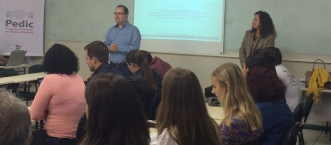 Professores e alunos participam de F�rum de Extens�o