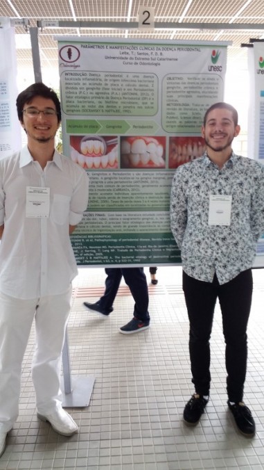 Acadmicos do Curso de odontologia apresentaram trabalho na VI Semana de Cincia e Tecnologia promovida UNESC