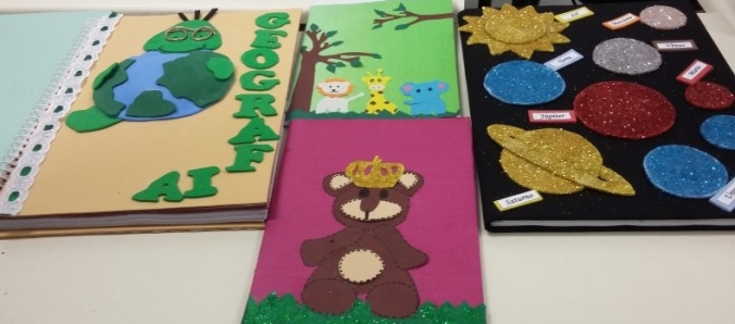 Oficina de cadernos geogr�ficos na disciplina de Processos Pedag�gicos de Geografica