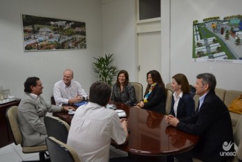 Reitoria recebe visita de ju�zas federais