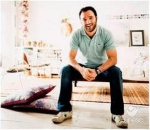 Curso de Design apoiar palestra do designer Marcelo Rosenbaum