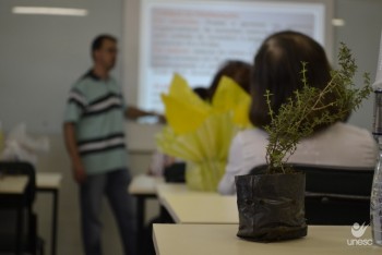 Grupo de Extenso e Pesquisa em Plantas Medicinais encerra suas atividades com confraternizao