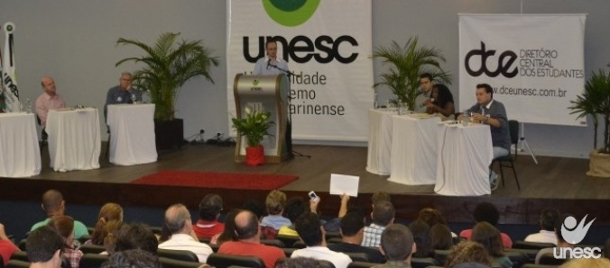 DCE realiza sabatina com candidatos a prefeito de Crici�ma