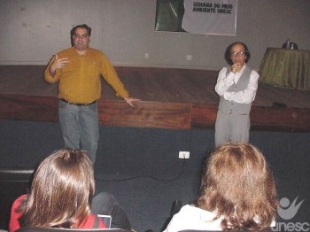 Uso de celular por crian�as � prejudicial, alertam professores da Unesc