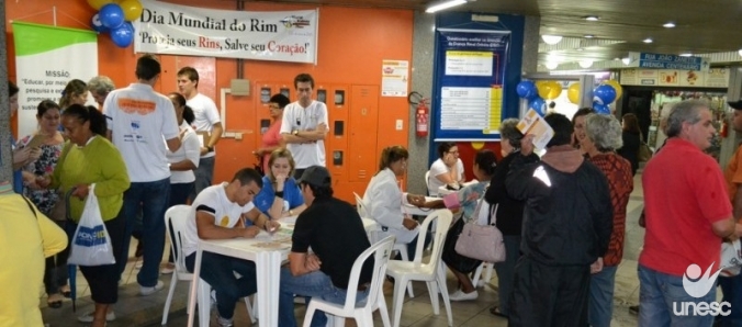 Dia Mundial do Rim: Alunos da Unesc movimentam o terminal central