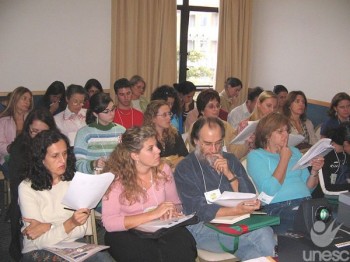 Professores e alunos participam de encontro de l�ngua inglesa em Florian�polis
