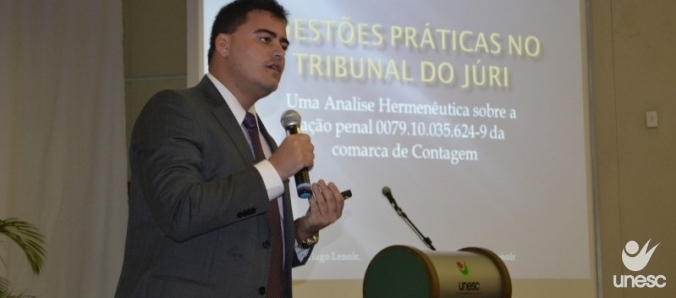 Advogado faz uma an�lise acad�mica de caso que ganhou destaque nacional durante aula inaugural de Direito