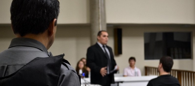 J�ri Simulado re�ne alunos e professores no F�rum de Crici�ma