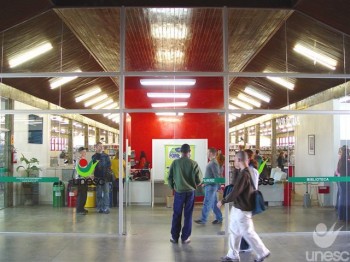 Unesc convoca bolsistas para troca do boleto de matr�cula na Centac at� 07 de julho