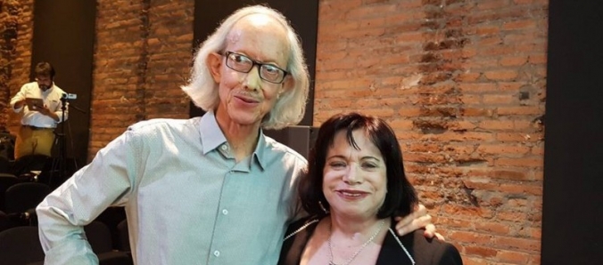 Professora participa de lan�amento de doutorado no Chile