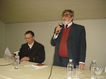 Professor fala da miss�o da educa��o e sua impossibilidade de neutralidade